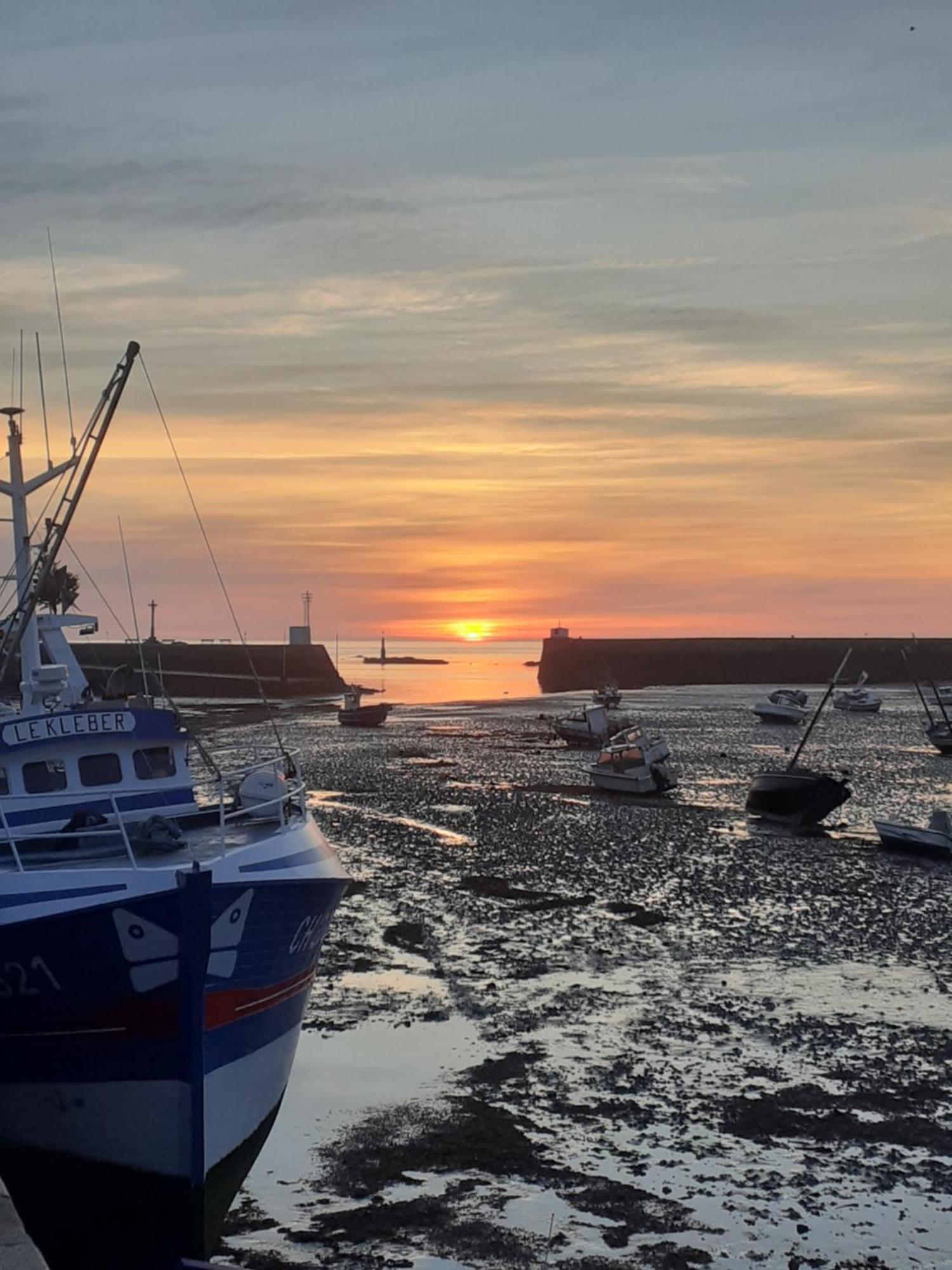 Bed and Breakfast Le Mora Hotes Barfleur Exterior foto